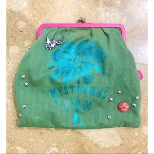 Parcel Mysterious Palm Bag Clutch Purse Green Pink